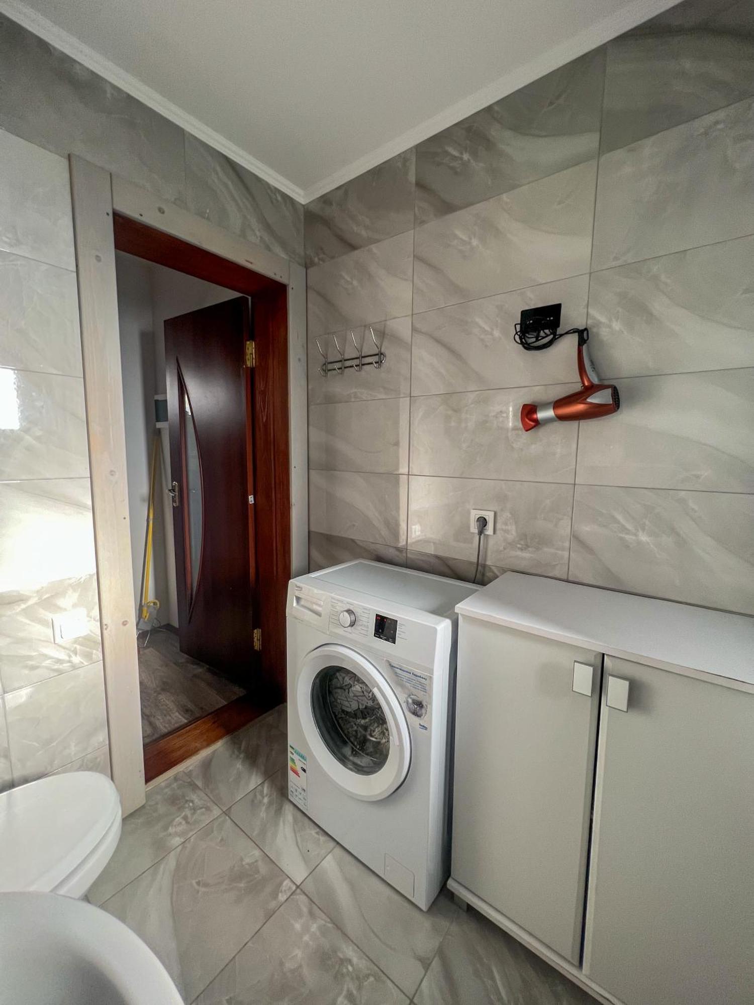 Котедж Шум Черемоша На Березі Річки Verkhovyna Exterior foto